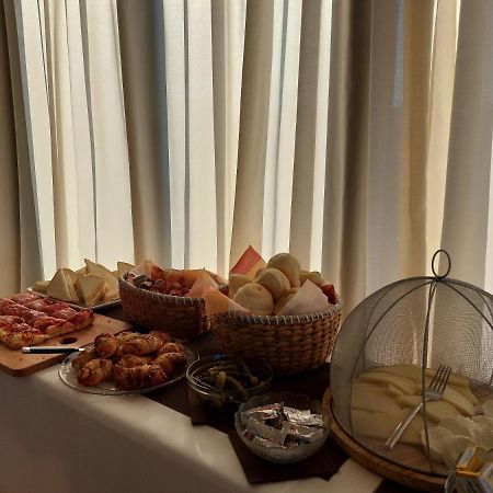Hotel Valbella Bardolino Dış mekan fotoğraf