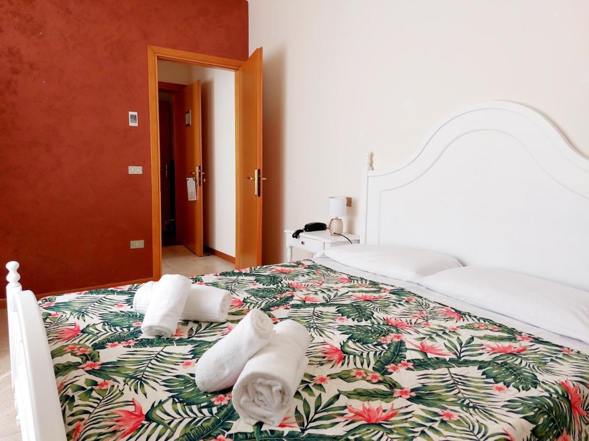 Hotel Valbella Bardolino Dış mekan fotoğraf