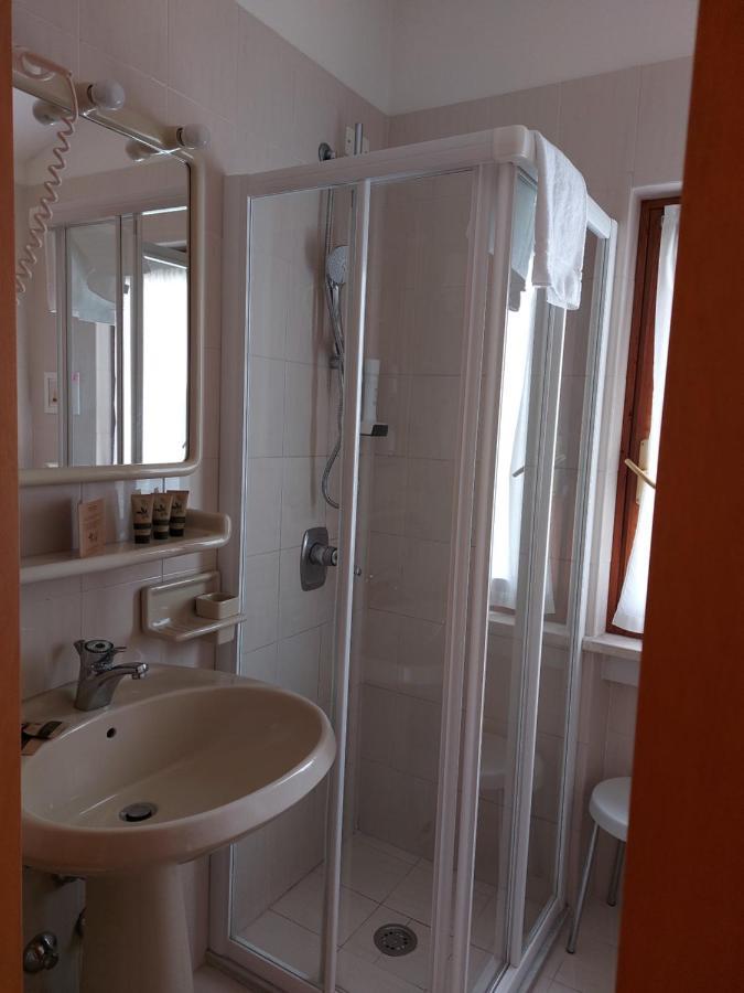 Hotel Valbella Bardolino Dış mekan fotoğraf