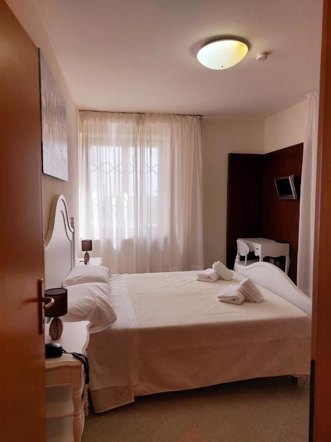 Hotel Valbella Bardolino Dış mekan fotoğraf